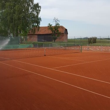 Tennisplatz10052020a